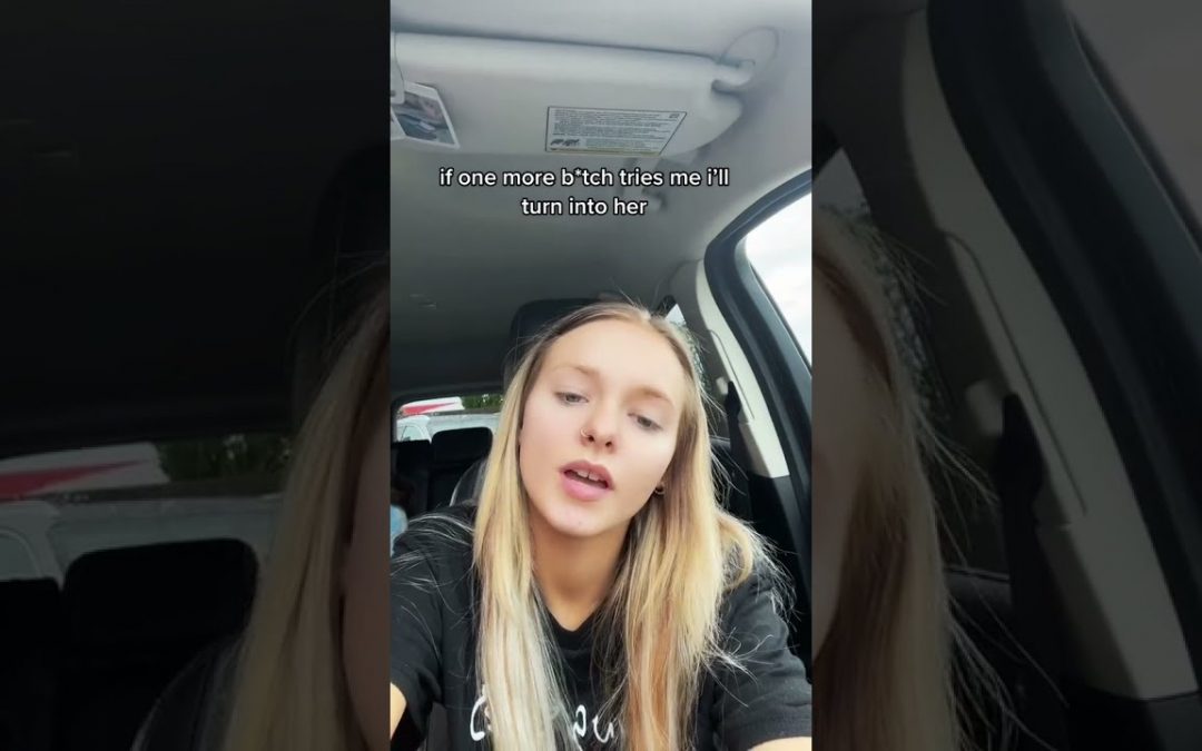 Zoe LaVerne - tiktok -instagram influencer social media marketing